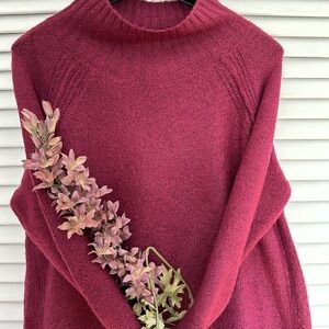 Jones Violet Sweater- L